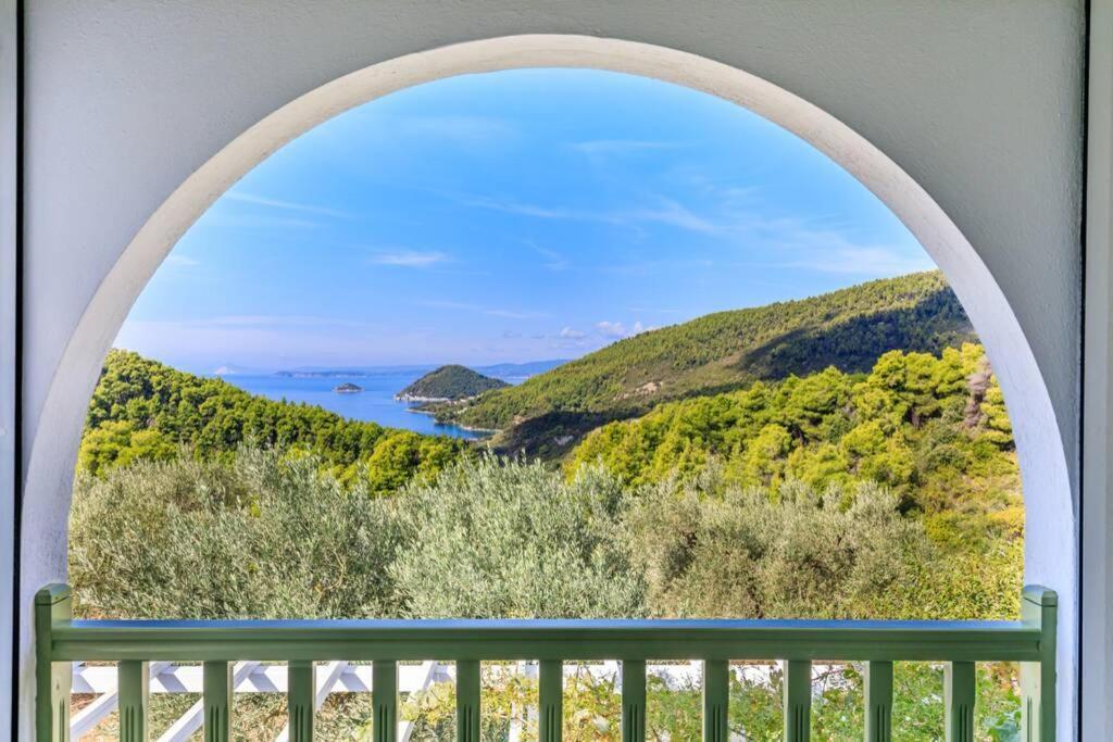 Nina-Myrtia Countryside House Skopelos Ditropo Extérieur photo