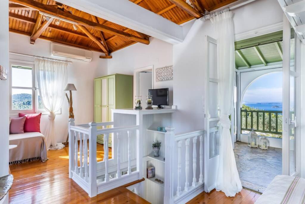 Nina-Myrtia Countryside House Skopelos Ditropo Extérieur photo