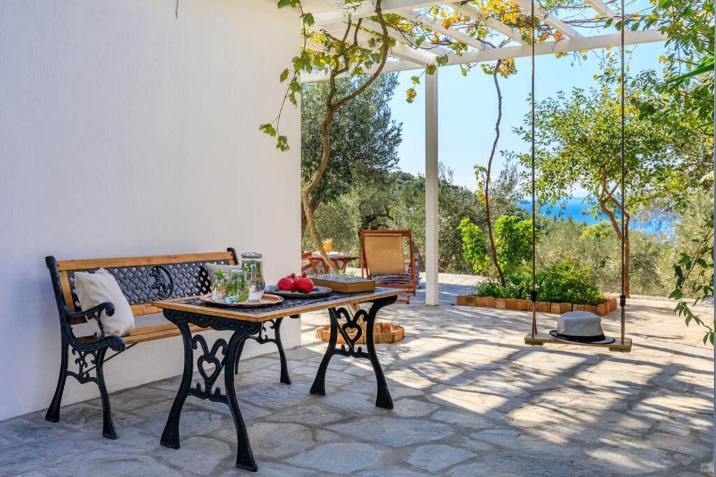 Nina-Myrtia Countryside House Skopelos Ditropo Extérieur photo