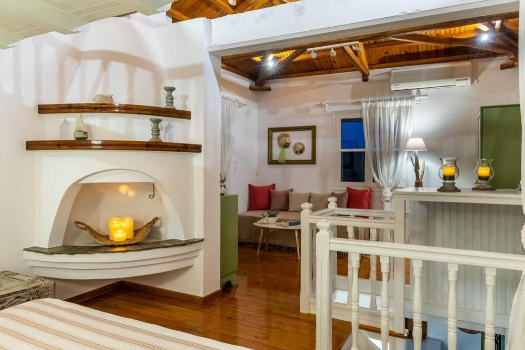 Nina-Myrtia Countryside House Skopelos Ditropo Extérieur photo